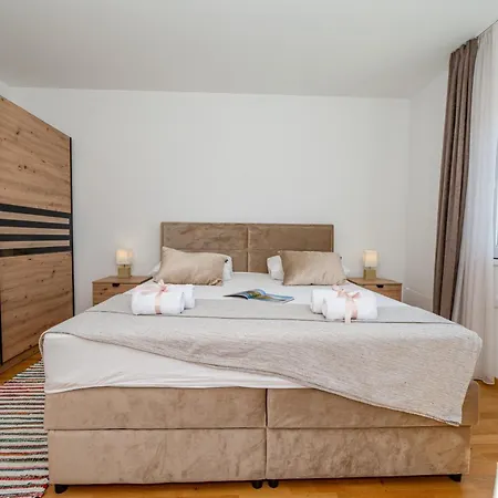 Holiday House With A Swimming Pool Bibinje, - 22509 Zadar